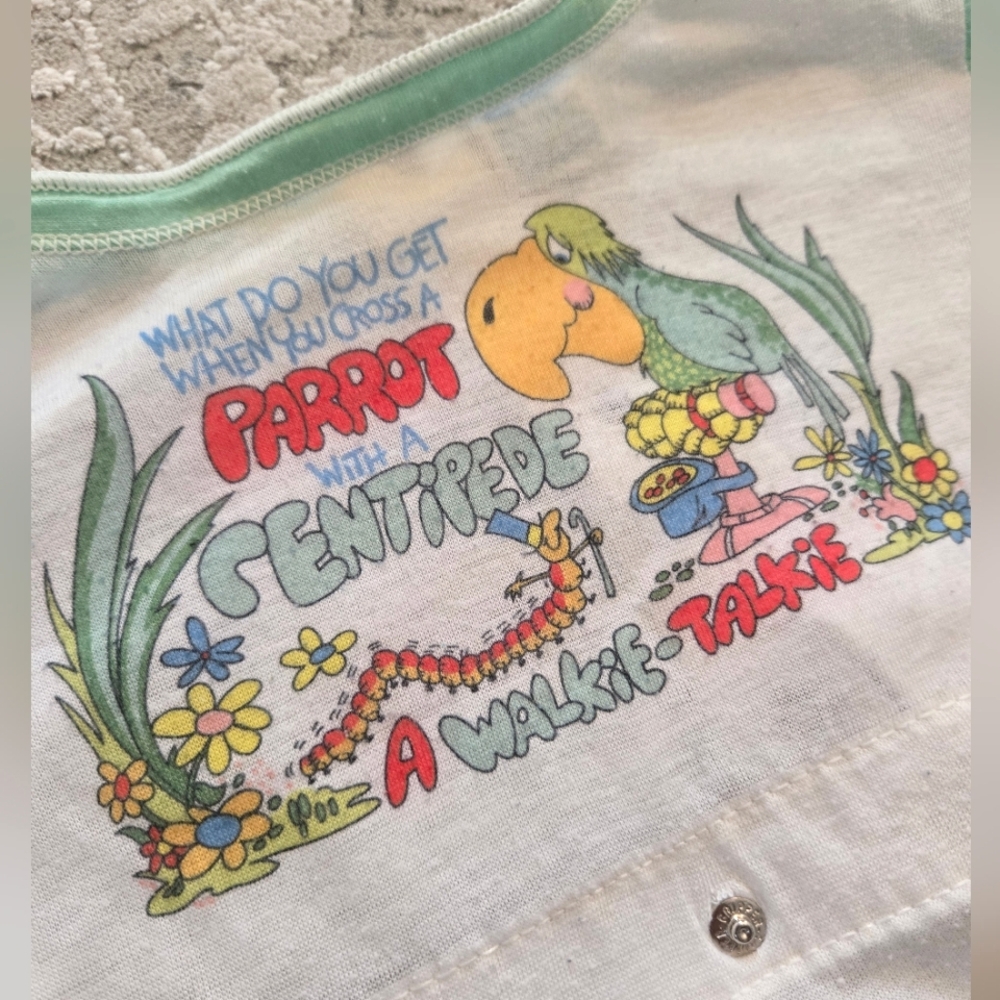 Vintage 1980s-1990s JC Penney Funny Graphic Long Sleeve Shirt Mint Green